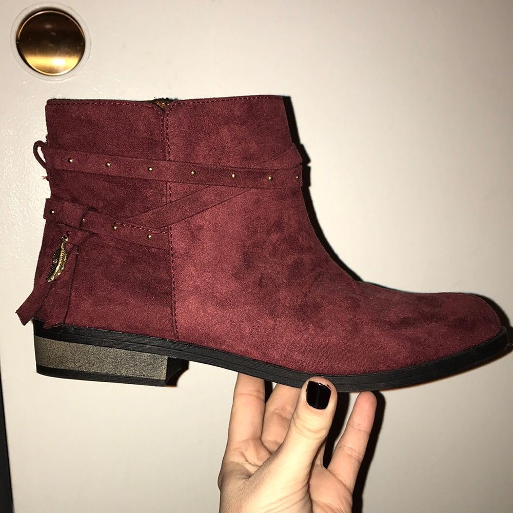 Jessica Simpson booties